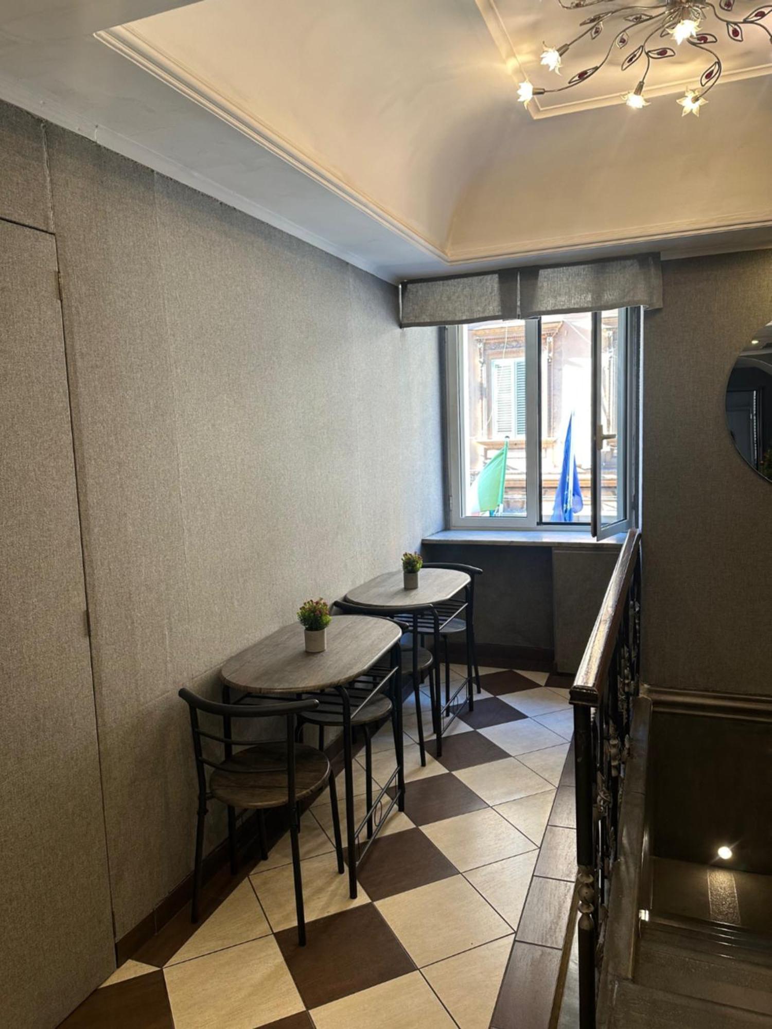 Smart Station Hotel Napoli Bagian luar foto